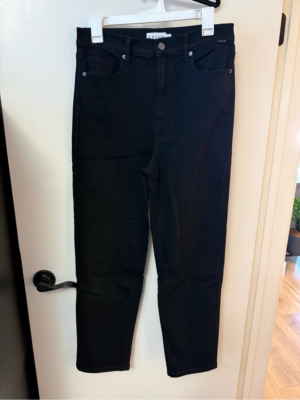 CELLO Women’s Black Slim Jeans